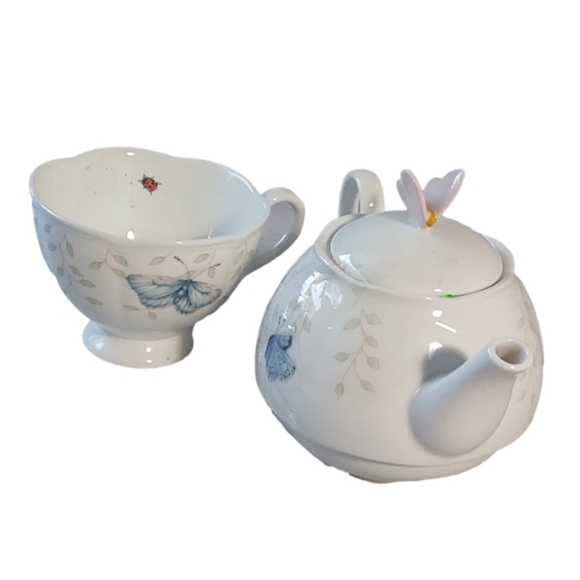 LENOX BUTTERFLY MEADOW STACKABLE TEA SET WITH CUP ONLY - Picture 2 of 5